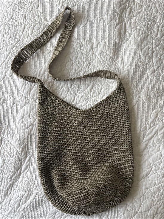 Handbags - Woven Crossbody Shoulder Bag in Taupe